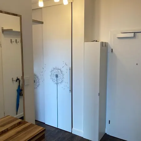 דירה Renntraum Ueber Den Daechern Von קניטלפלד